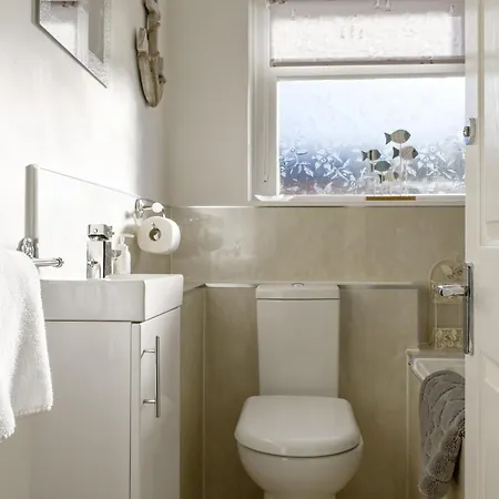 Driftwood * Scarborough