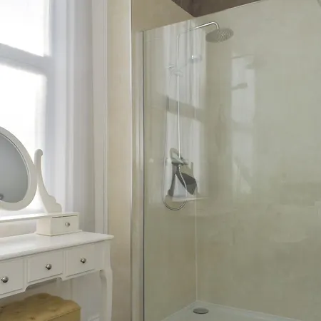 Driftwood Scarborough